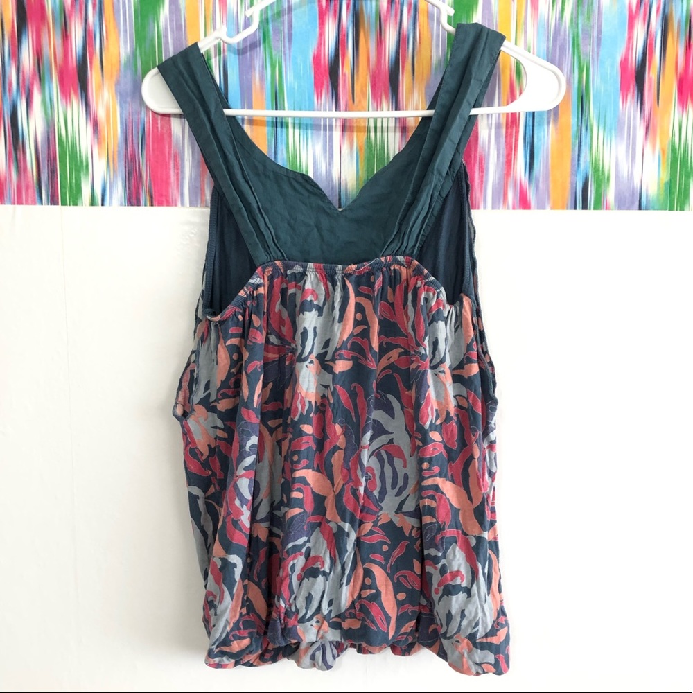 🦋 3/$15 Silence + Noise tank blue/multi-color - Picture 4 of 7